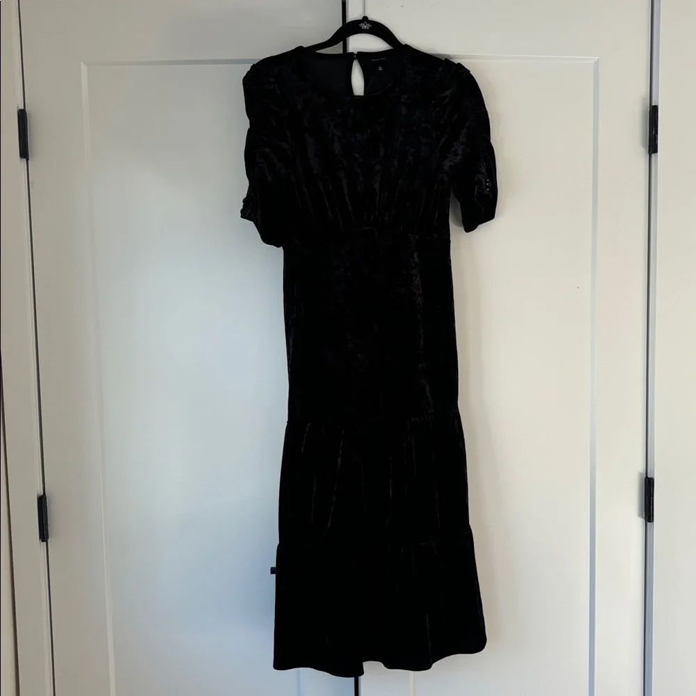 Who What Wear Black Velvet Midi Dress - Picture 2 of 3